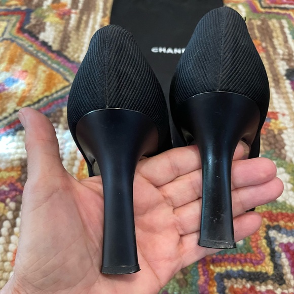 πΊππΊ Chanel Bow Heels with Pearl Logo Interlocked CCβs - Picture 11 of 12